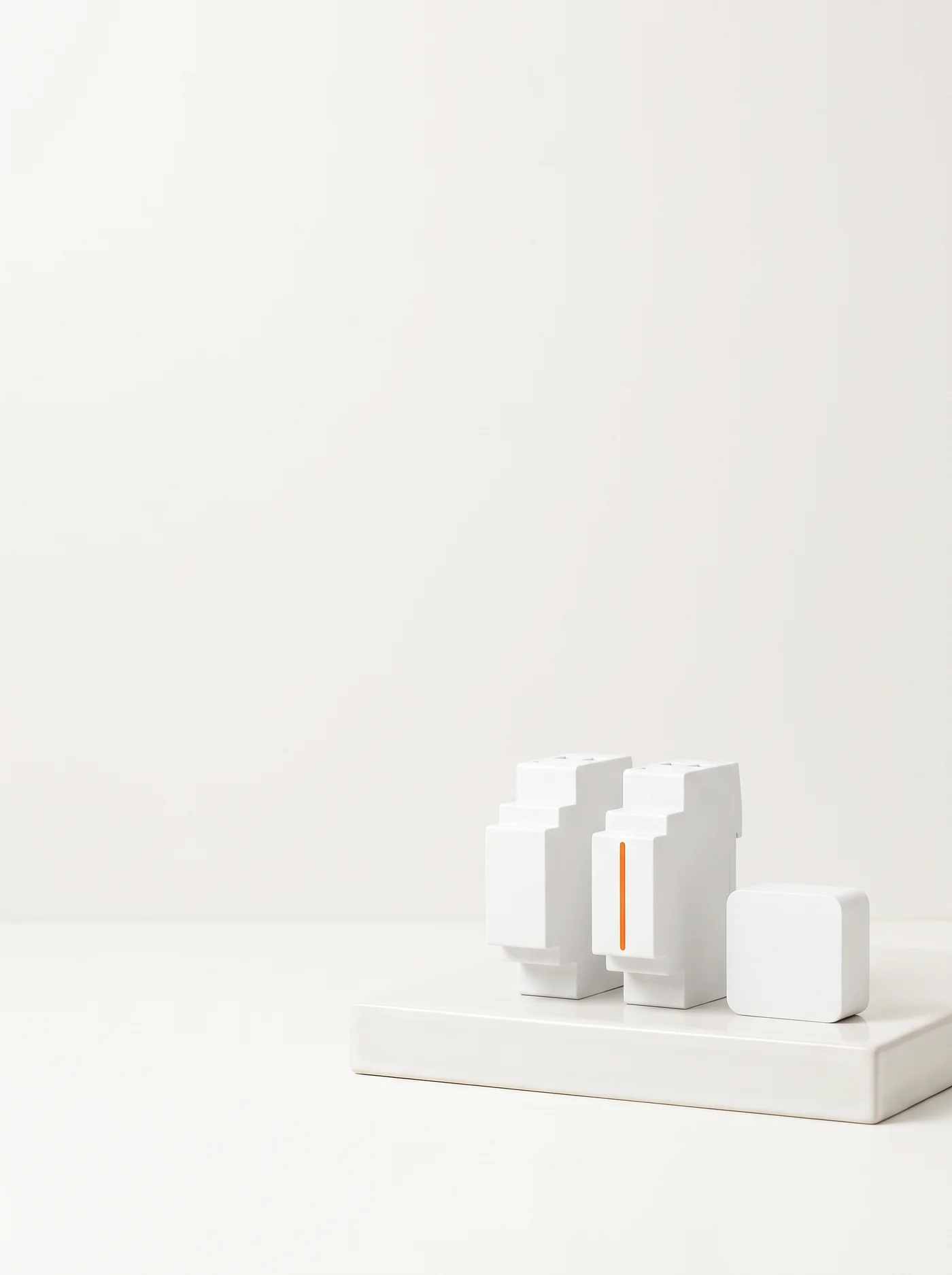 Productstilleven van smart-home DIN-rail modules